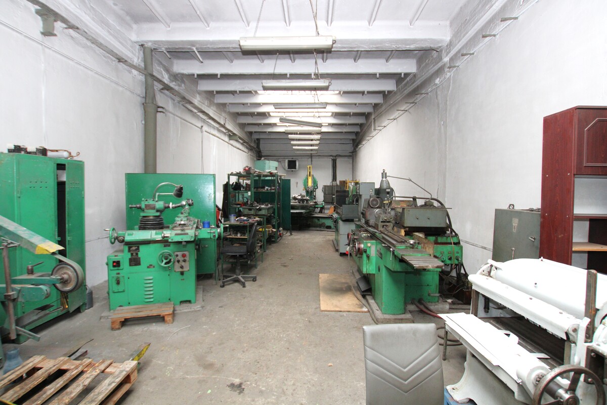 Elbląg NIERUCHOMOŚCI ANNA KRASZEWSKA Nieruchomość komercyjna z potencjałem inwestycyjnym Hala wolnostojąca