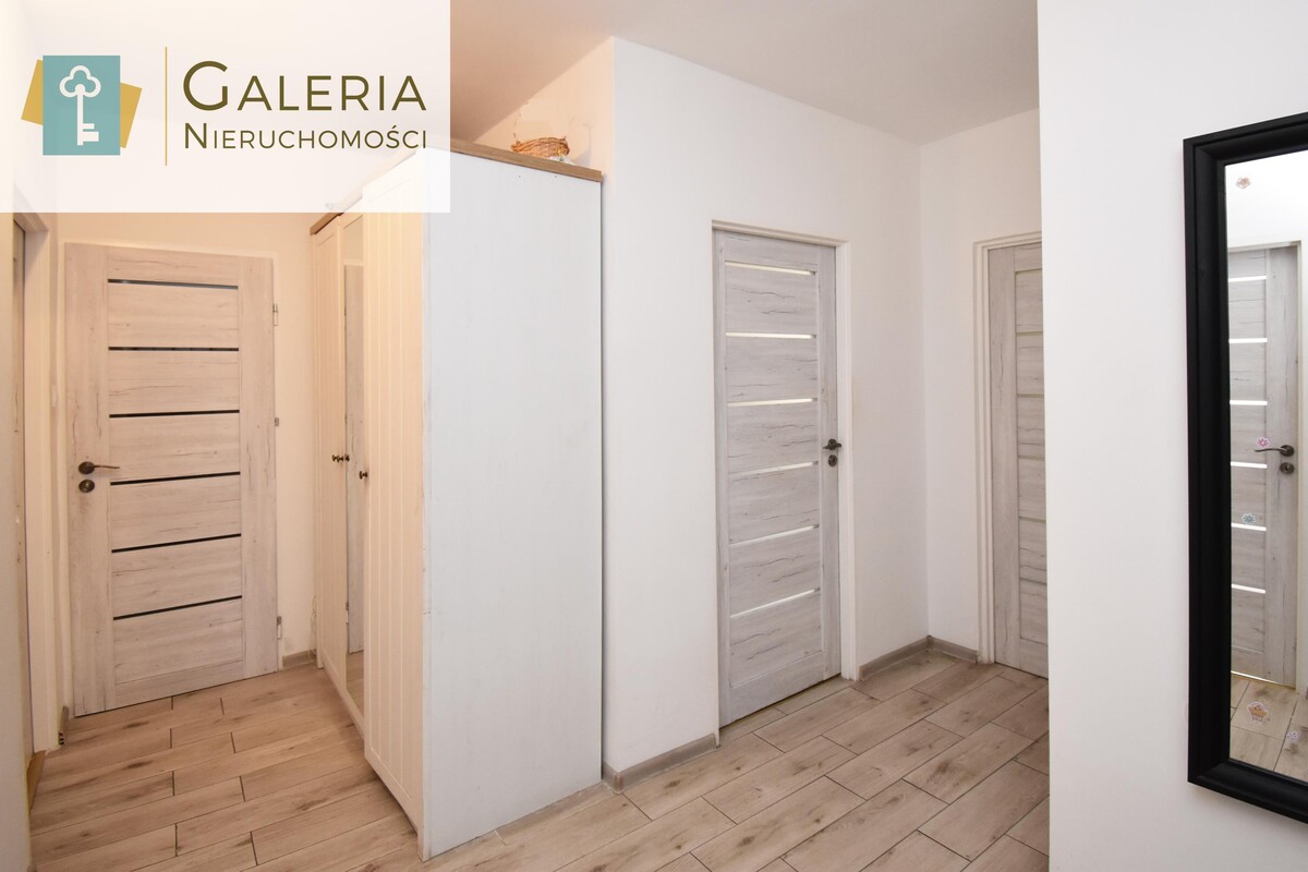 Elbląg GALERIA NIERUCHOMOŚCIZ pasji i miłości do nieruchomościNa sprzedaż: 3-pokojowe mieszkanie z balkonem Nowy Dwór
