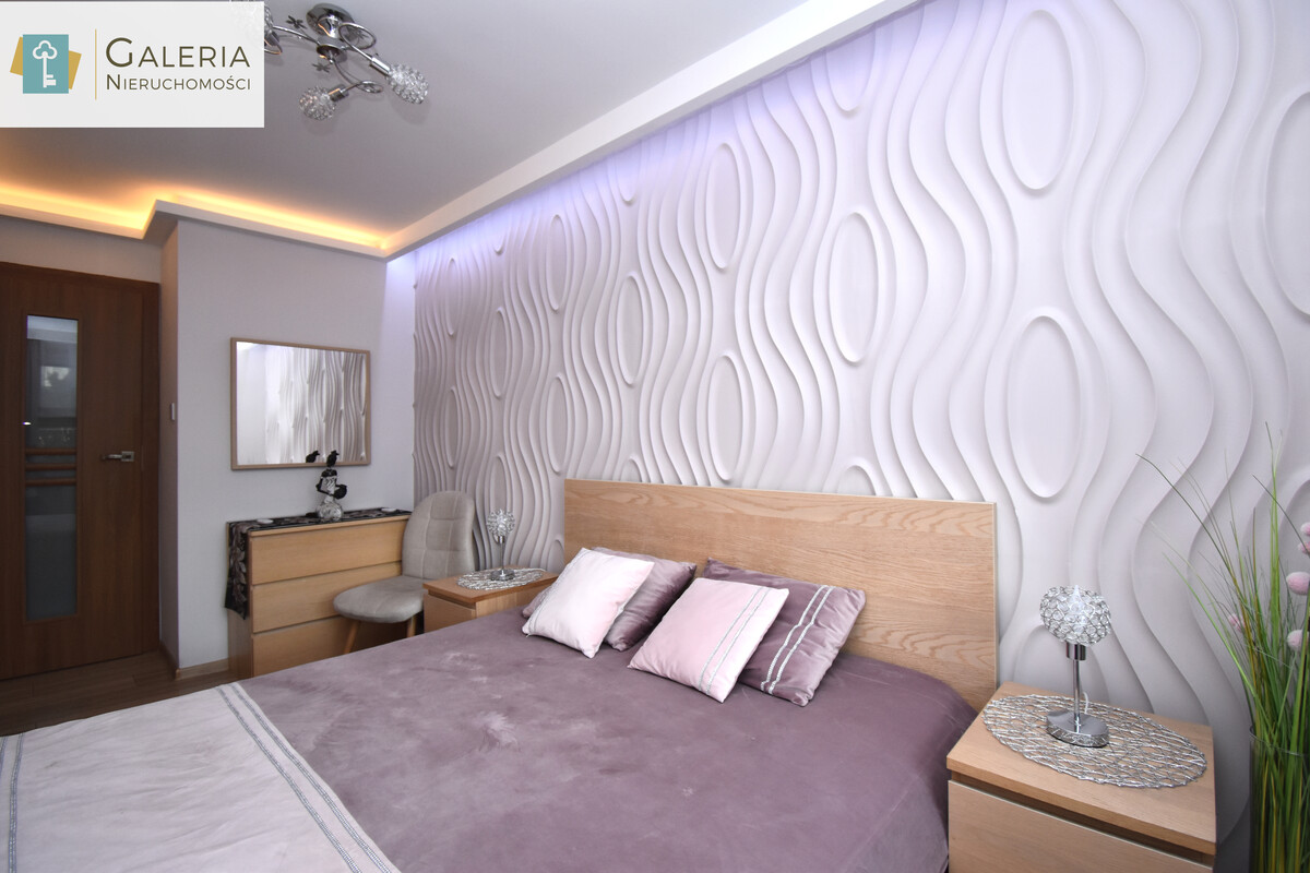 Elbląg GALERIA NIERUCHOMOŚCIZ pasji i miłości do nieruchomościNa sprzedaż: Gotowe do wprowadzenia- 3 pokoje z klimatem