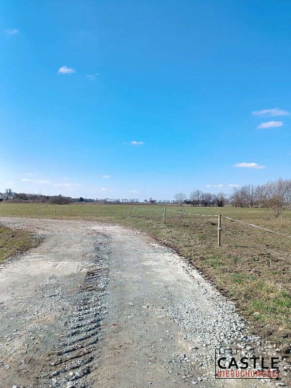 Elbląg Prezentuję Państwu 3 działki budowlane w miejscowości Markusy (woj. warmińsko-mazurskie). Do Elbląga jest około