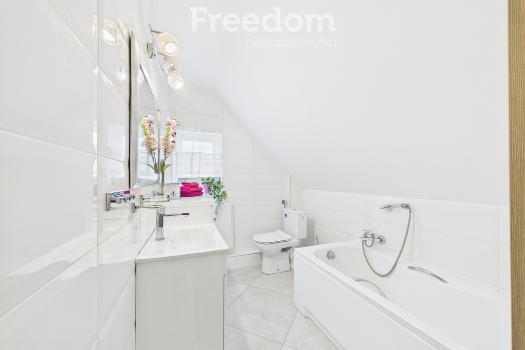 Elbląg FREEDOM NIERUCHOMOŚCISprzedam dom - Morąg, Świerkowa. Szukasz przestrzeni, wygody i solidnej