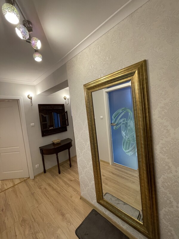 Elbląg Do wynajęcia apartament (najem okazjonalny) położony na Starym Mieście w Elblągu przy ul. Wieżowej z miejscem