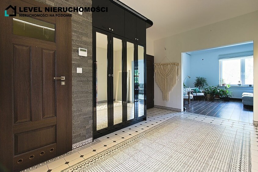 Elbląg LEVEL NIERUCHOMOŚCIPosesja w mieścieul. Okrężna, ElblągNIERUCHOMOŚCI NA POZIOMIE