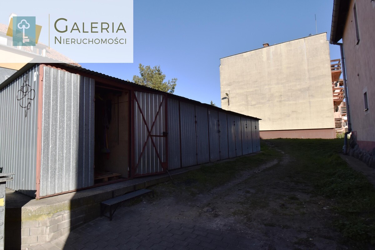 Elbląg GALERIA NIERUCHOMOŚCIZ pasji i miłości do nieruchomościNa sprzedaż: 3 pokoje, dwa garaże i prywatne