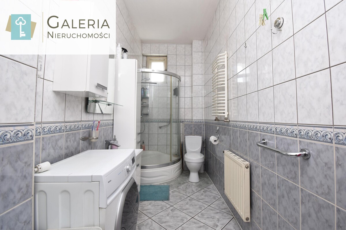 Elbląg GALERIA NIERUCHOMOŚCIZ pasji i miłości do nieruchomościNa sprzedaż: Przestronne mieszkanie, I piętro, garażul.