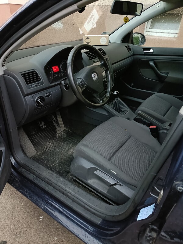 Elbląg Volkswagen Golf 2004 r, sprowadzony, 5-drzwiowy, z silnikiem diesla 1.9 TDI (90 KM). Przebieg 258720 km. Jestem