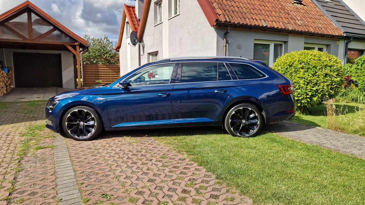 Elbląg Sprzedam Skodę Superb 2016 2.0 tdi 4x4