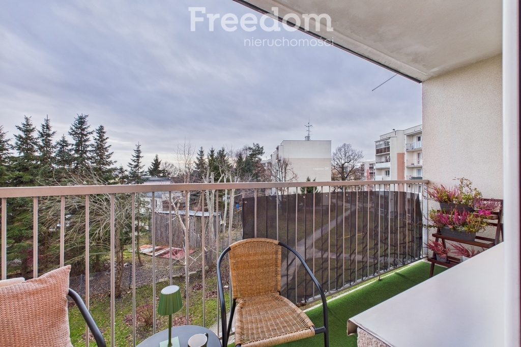 Elbląg FREEDOM NIERUCHOMOŚCISprzedam mieszkanie - Elbląg, Fromborska. Na sprzedaż ustawne mieszkanie 3-pokojowe o