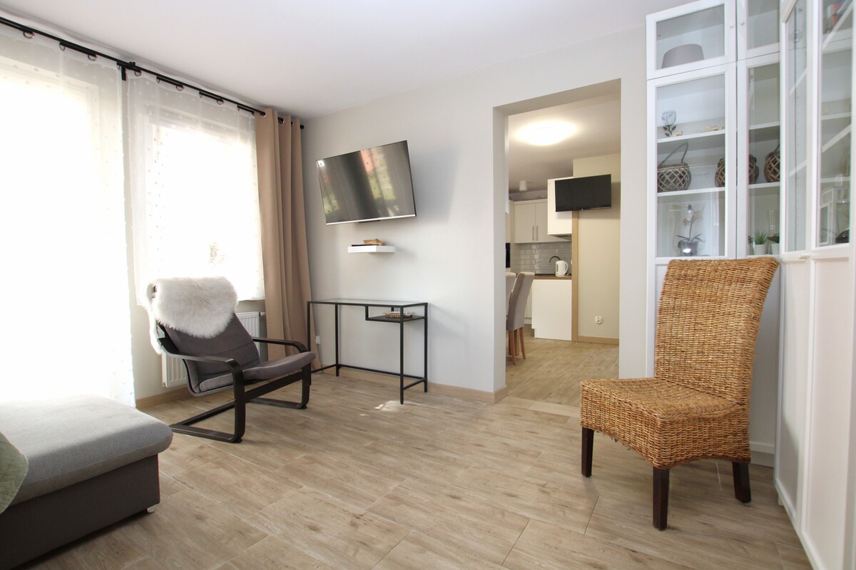 Elbląg NIERUCHOMOŚCI ANNA KRASZEWSKA Apartament 4-pokojowy na Mierzei Wiślanej Sztutowo, ul. Zalewowa