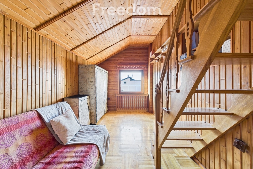 Elbląg FREEDOM NIERUCHOMOŚCISprzedam dom - Dzierzgoń. Na sprzedaż przestronny, zadbany dom jednorodzinny w