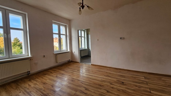 Elbląg BIURO NIERUCHOMOŚCISZULC& SZULCNA SPRZEDAŻMieszkanie - Elbląg ul. ŻeromskiegoPowierzchnia: 40 m2Mieszkanie