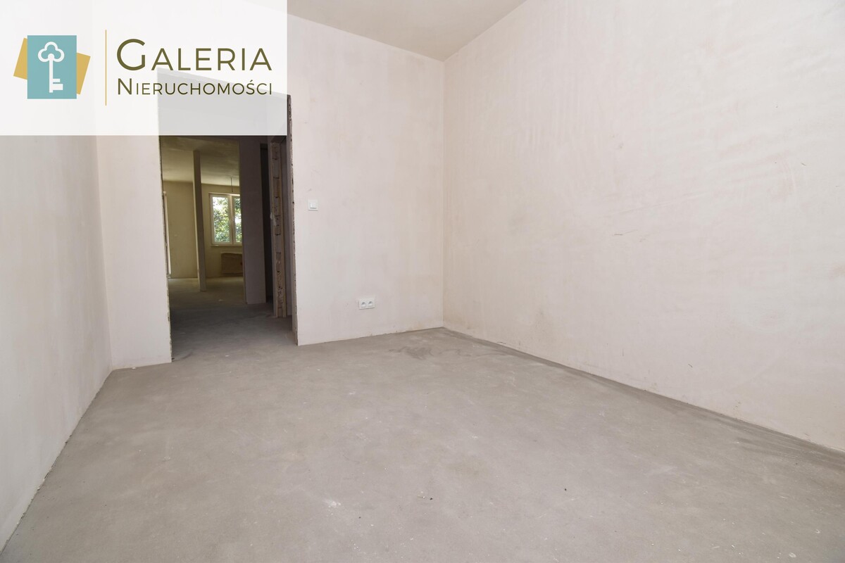 Elbląg GALERIA NIERUCHOMOŚCIZ pasji i miłości do nieruchomościNa sprzedaż: 3 pokojowe mieszkanie do własnej aranżacji