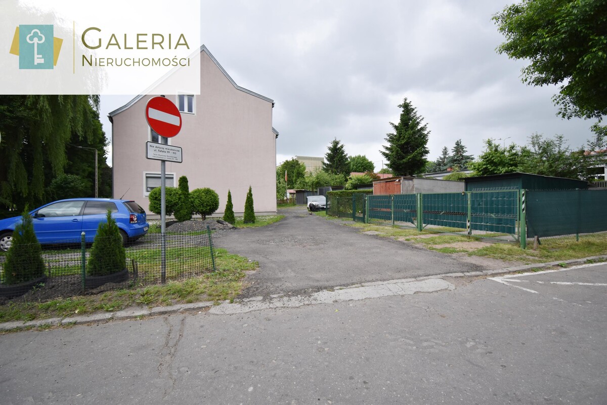 Elbląg GALERIA NIERUCHOMOŚCIZ pasji i miłości do nieruchomościNa sprzedaż: Dwa pokoje, garaż i ogródek-