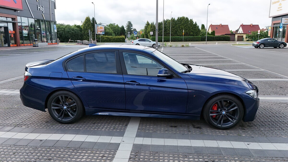 Elbląg BMW 3 F30 • 2017 • 2.0 Benzyna 184 KM • M‑Pakiet • AutomatStan bardzo dobry –