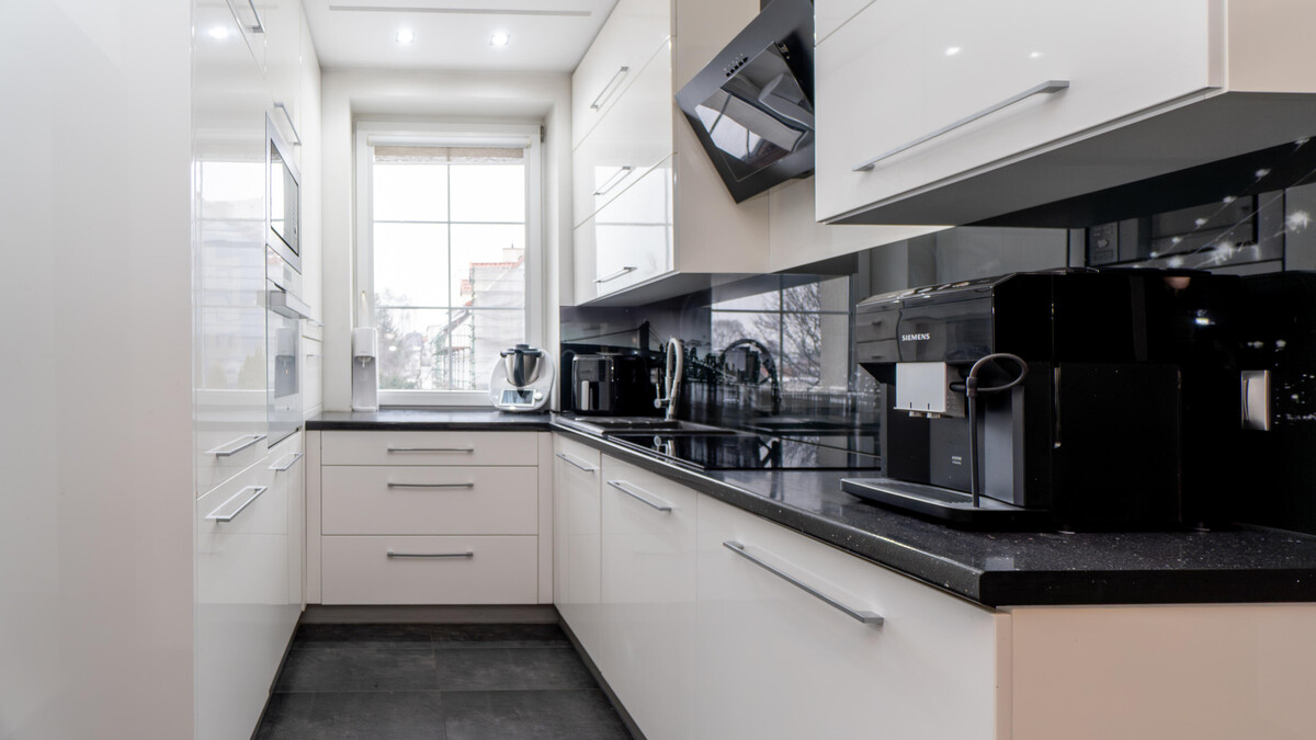 Elbląg TO MY SPRZEDAJEMYNIERUCHOMOŚCI W TYM MIEŚCIEBIURO NIERUCHOMOŚCIAMERICAN HOMEFOR SALE - 4 POKOJE -