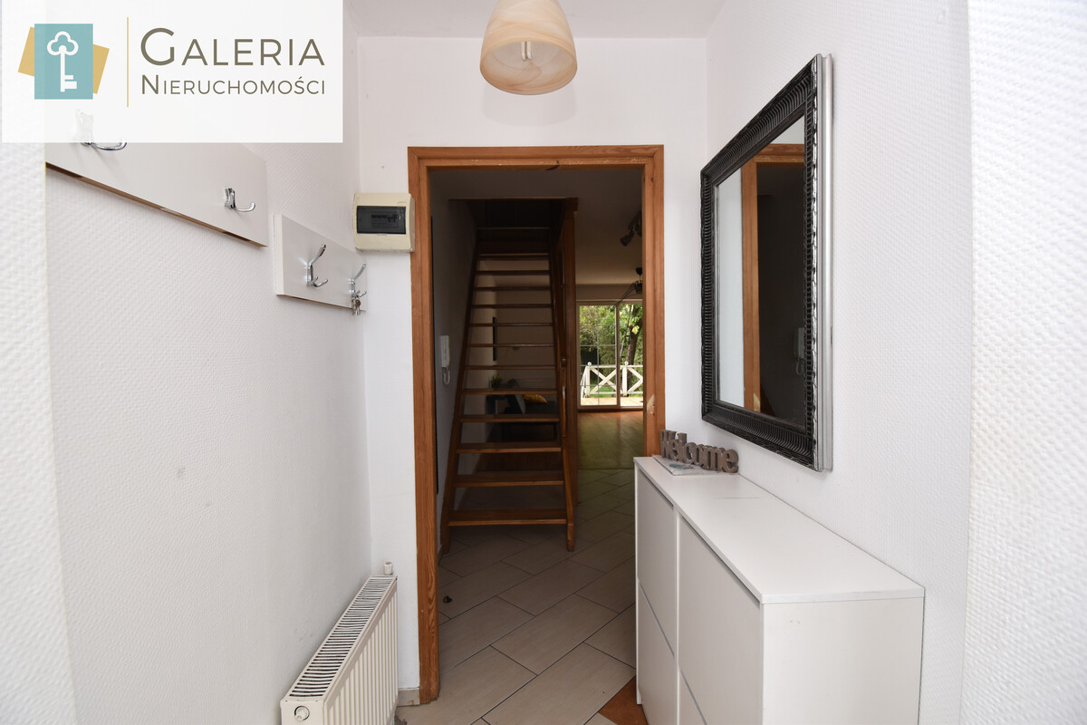 Elbląg GALERIA NIERUCHOMOŚCIZ pasji i miłości do nieruchomościNa sprzedaż: Czteropokojowy dom w zabudowie szeregowej