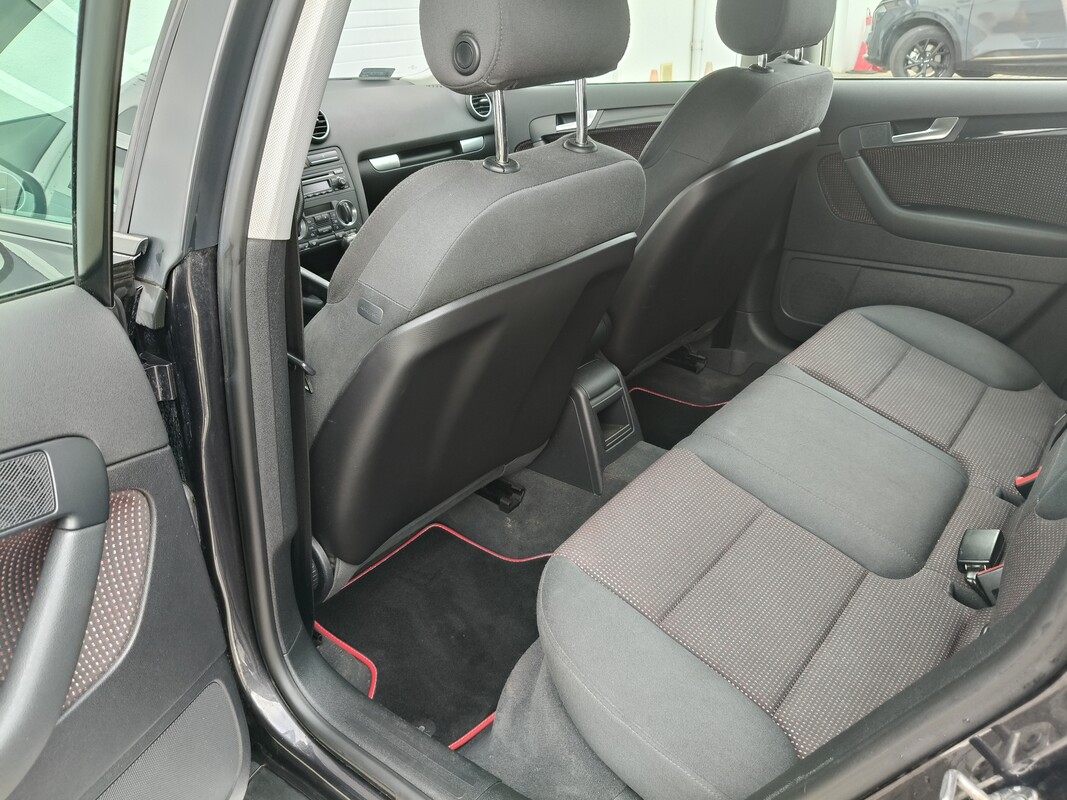 Elbląg SUPER STAN !!! AUDI A3 SPORTBACK z NAJLEPSZYM silnikiem 1,6 benzyna MPI.