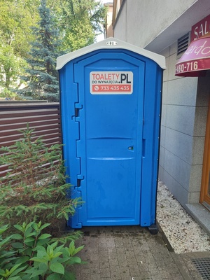 Elbląg Kierowca &ndash; Serwisant Toalet PrzenośnychZacznij nową pracę w młodym zespole w Elblągu!