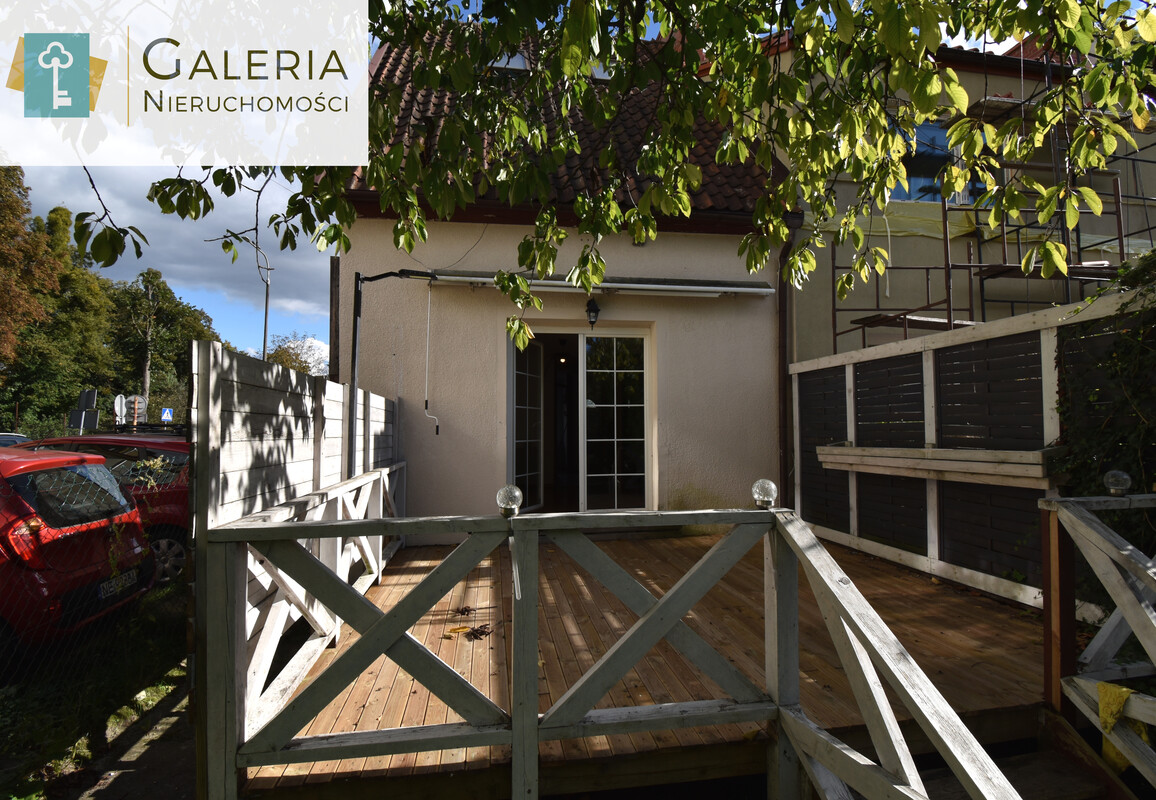 Elbląg GALERIA NIERUCHOMOŚCIZ pasji i miłości do nieruchomościNa sprzedaż: Czteropokojowy dom w zabudowie szeregowej