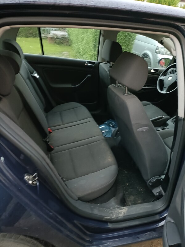 Elbląg Volkswagen Golf 2004 r, sprowadzony, 5-drzwiowy, z silnikiem diesla 1.9 TDI (90 KM). Przebieg 258720 km. Jestem