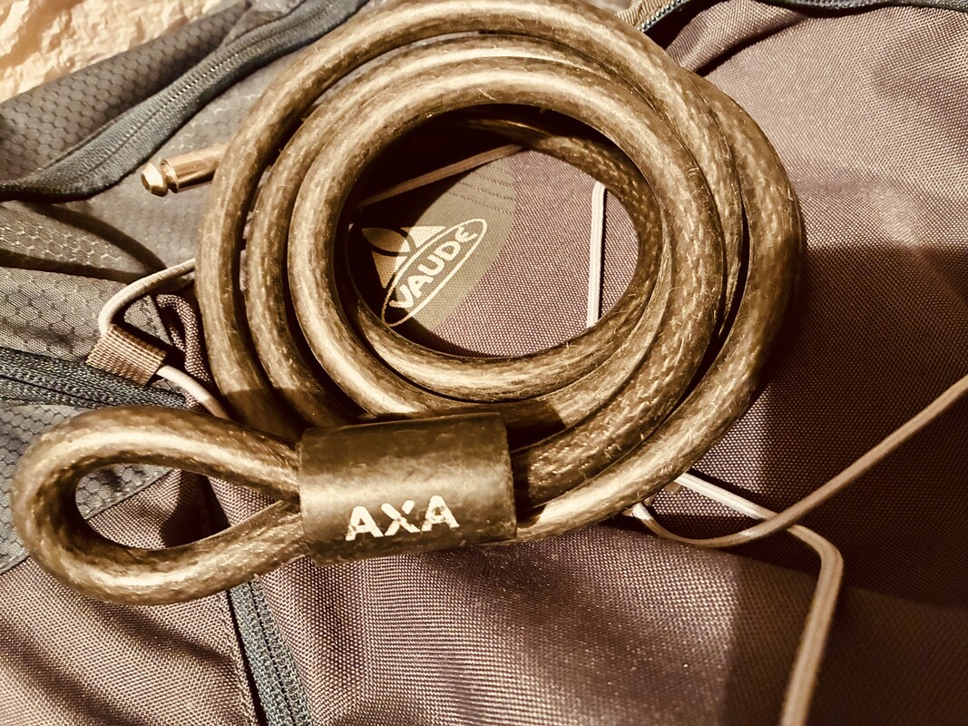 Elbląg Sprzedam 5.letni rower elektryczny Leader Fox Latona, koła 26” , rama 16,5” , czarny mat/złoty.