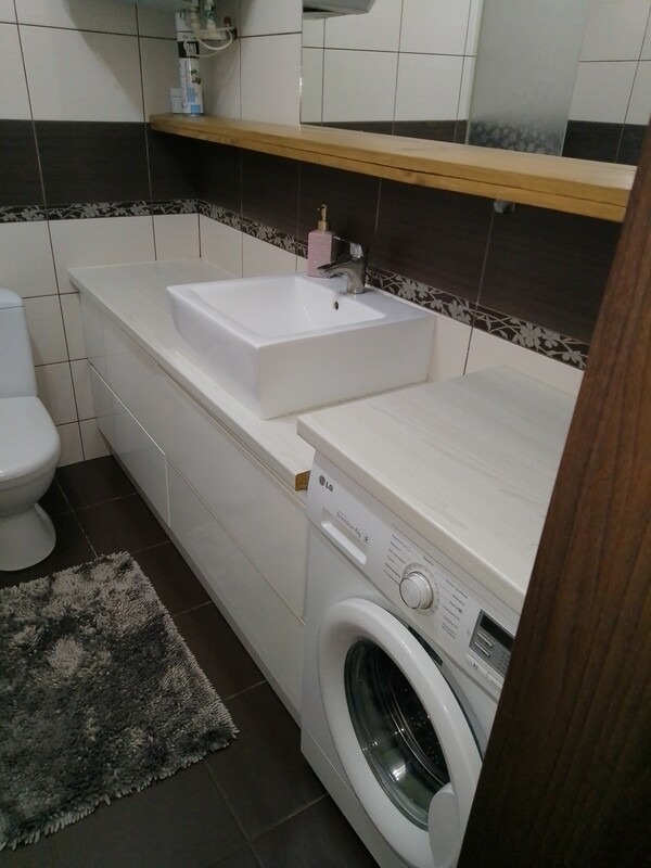 Elbląg Sprzedam trzy pokojowe mieszkanie.