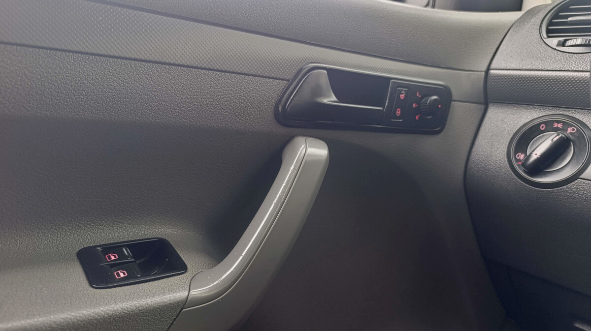 Elbląg VOLKSWAGEN CADDY 2.0 SDI MOŻLIWOŚĆ POZOSTAWIENIA AUTA W ROZLICZENIU Ubezpieczenie do