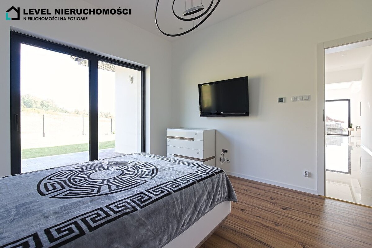 Elbląg LEVEL NIERUCHOMOŚCI Nowoczesny dom pod ElblągiemMyślęcin259,10 m2 NIERUCHOMOŚCI NA POZIOMIE