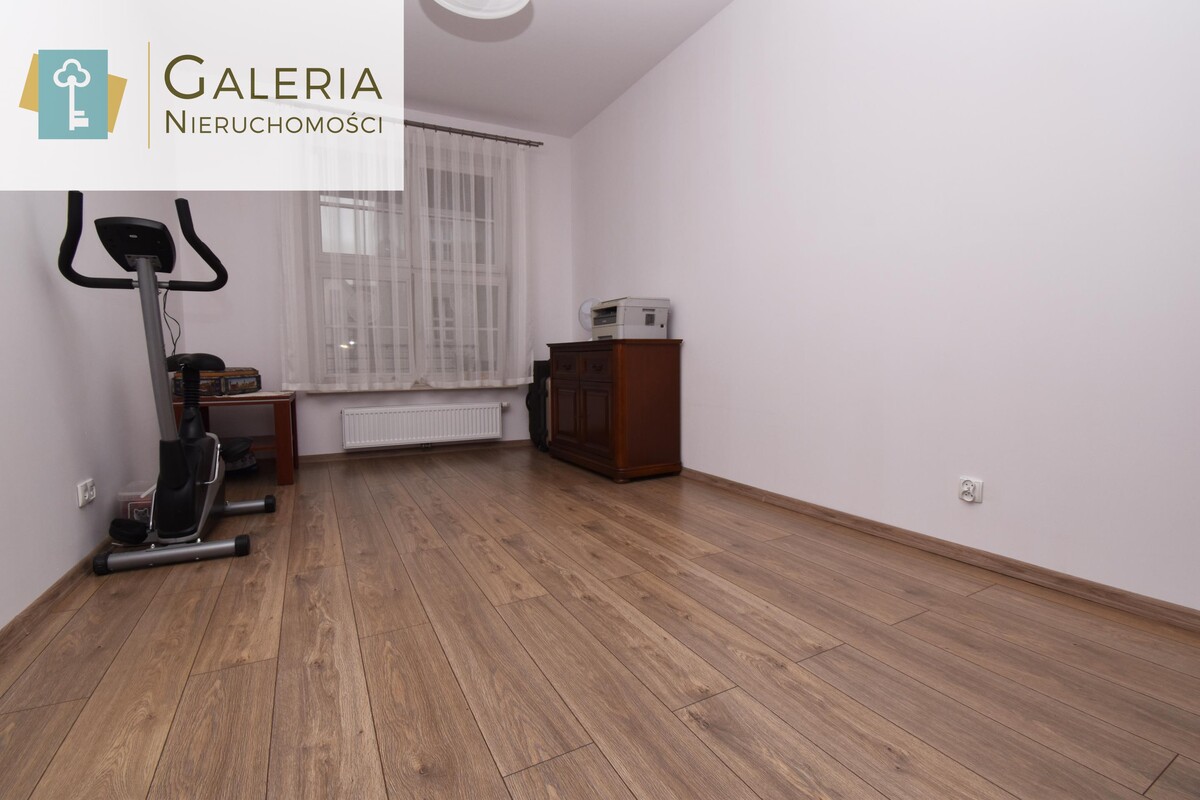 Elbląg GALERIA NIERUCHOMOŚCIZ pasji i miłości do nieruchomościNa sprzedaż: Mieszkanie na starówce z dwoma