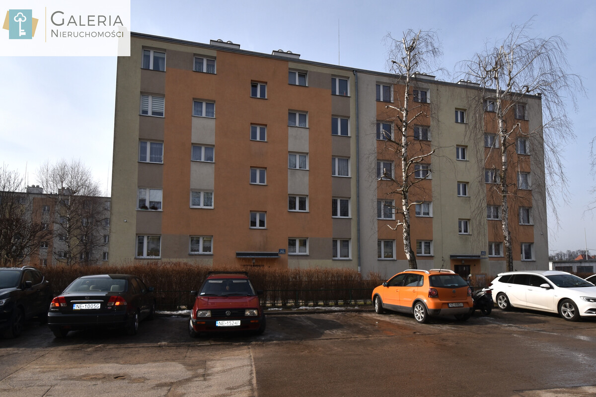 Elbląg GALERIA NIERUCHOMOŚCIZ pasji i miłości do nieruchomościNa sprzedaż: 2 pokoje przy rynkuul. Płk
