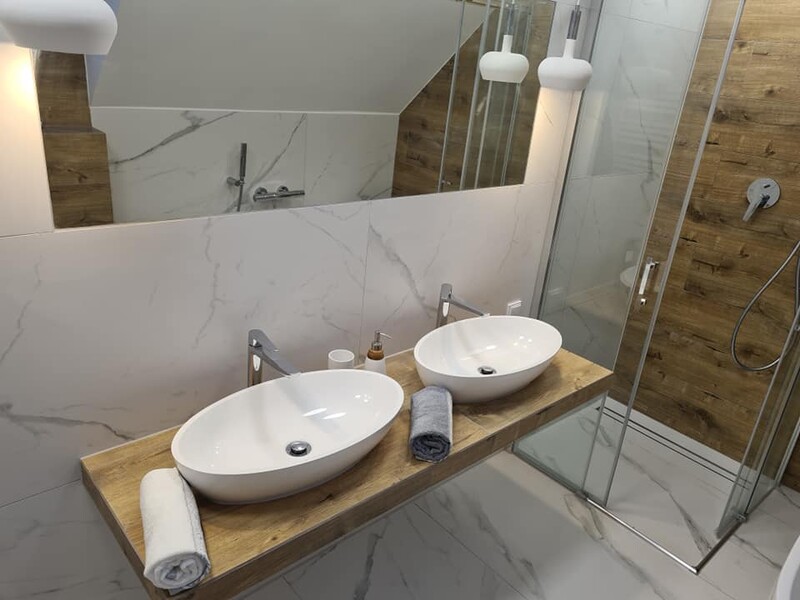 Elbląg Profesjonalne remonty mieszkańŁazienki, kuchnie, salony, sypialnie, wc, balkony, tarasyLokale niemieszkalne i