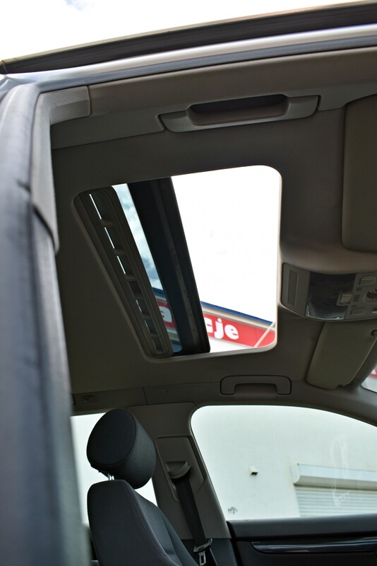 Elbląg AUDI A4 B6 AVANT2004 ROK, 2.0 benzynaAUTOMATAuto zadbane, bez oznak korozjiBogate wyposażenieDodatkowy kpl.