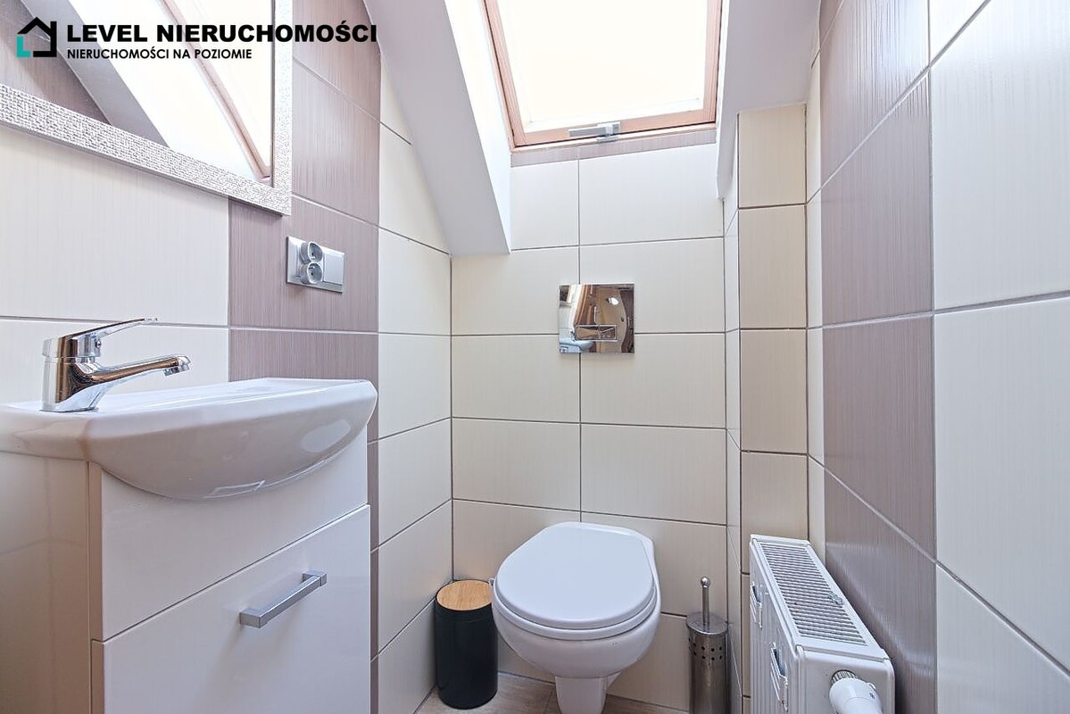 Elbląg LEVEL NIERUCHOMOŚCI Dom w mieście z dużą działką ul. Idzikowskiego