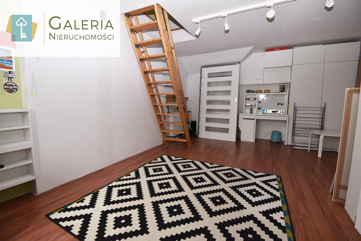 Elbląg GALERIA NIERUCHOMOŚCIZ pasji i miłości do nieruchomościNa sprzedaż: Trzypoziomowa nieruchomość z ciekawym