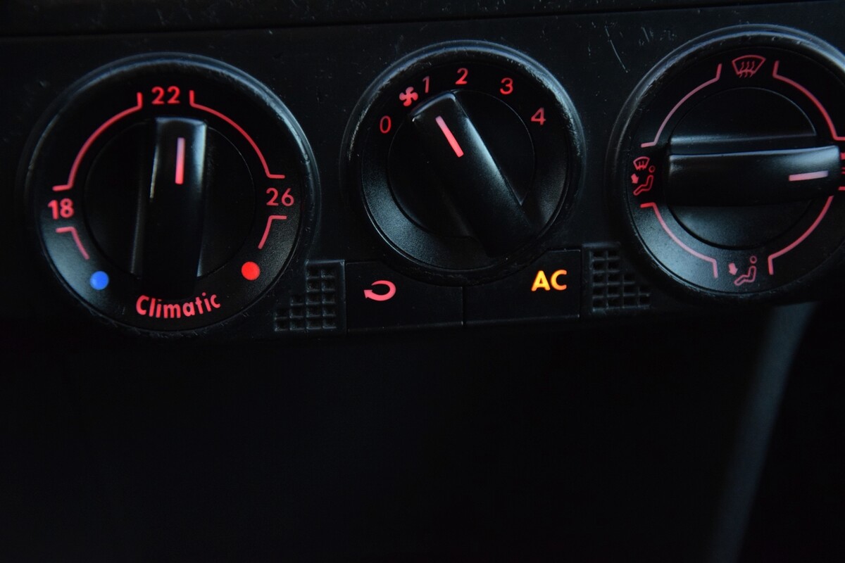 Elbląg VOLKSWAGEN POLO Z POLSKIEGO SALONUPEŁEN SERWIS - BENZYNA 1.4