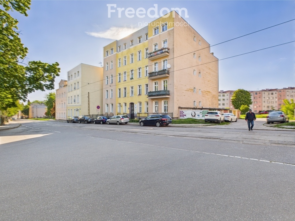 Elbląg FREEDOM NIERUCHOMOŚCISprzedam mieszkanie - Elbląg, Królewiecka. Na sprzedaż przestronne mieszkanie o