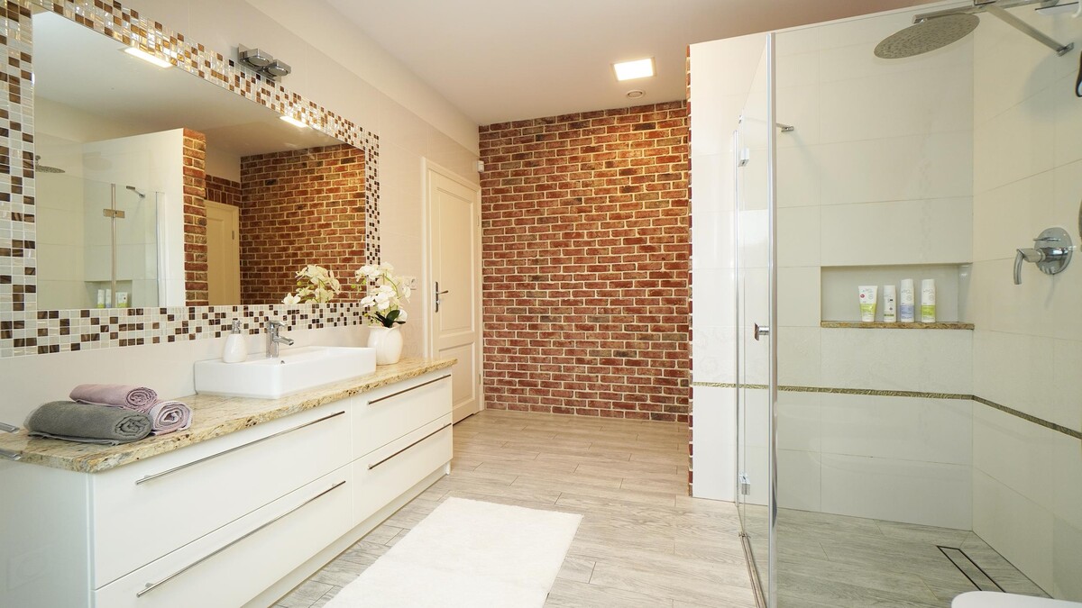 Elbląg TO MY SPRZEDAJEMYNIERUCHOMOŚCI W TYM MIEŚCIEBIURO NIERUCHOMOŚCIAMERICAN HOMEFOR SALE - DOM UL.