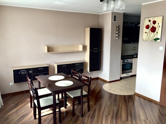 Elbląg 🏠 Wynajmę komfortową kawalerkę w Elblągu (Nad Jarem) o pow.36 m2 z dużym balkonem