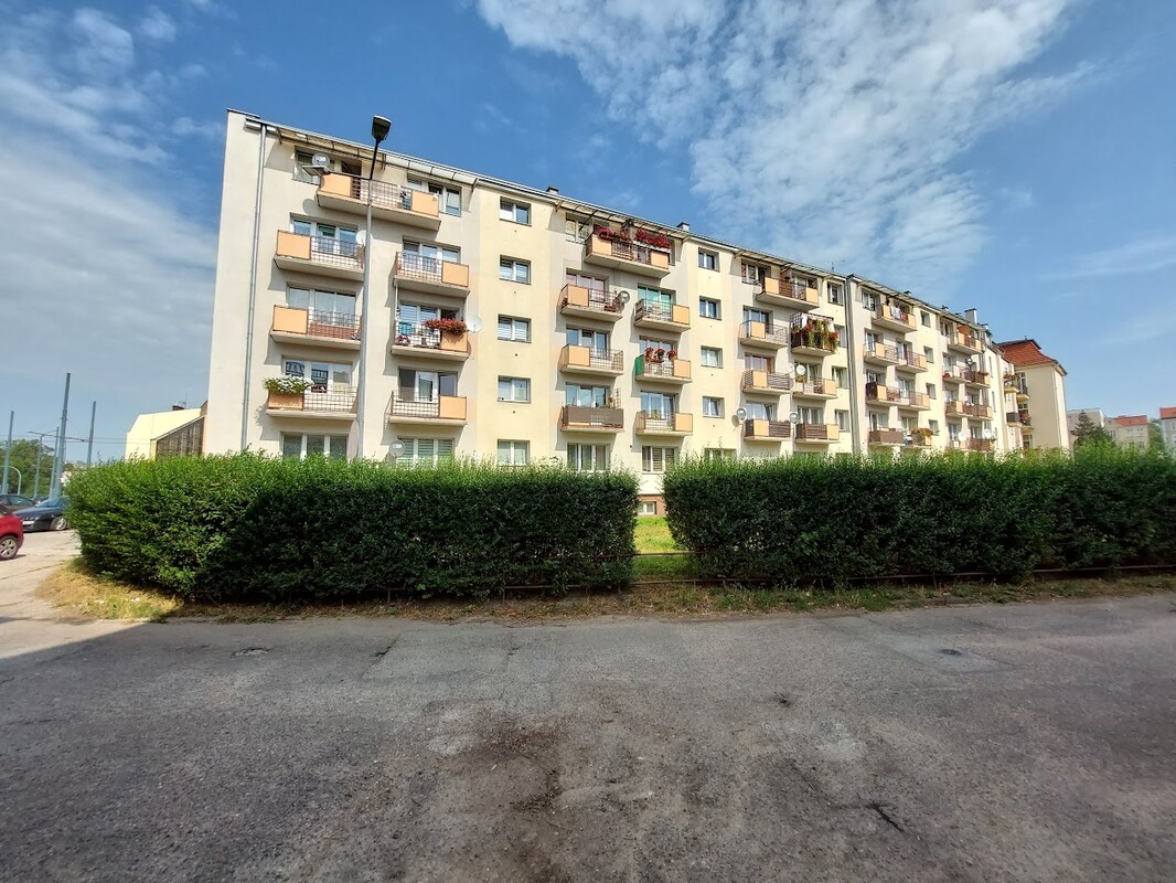 Elbląg KWADRAT NIERUCHOMOŚCI2 pokojowe 49,40 m21 piętroBalkonMedia z miastaDostępne od zaraz