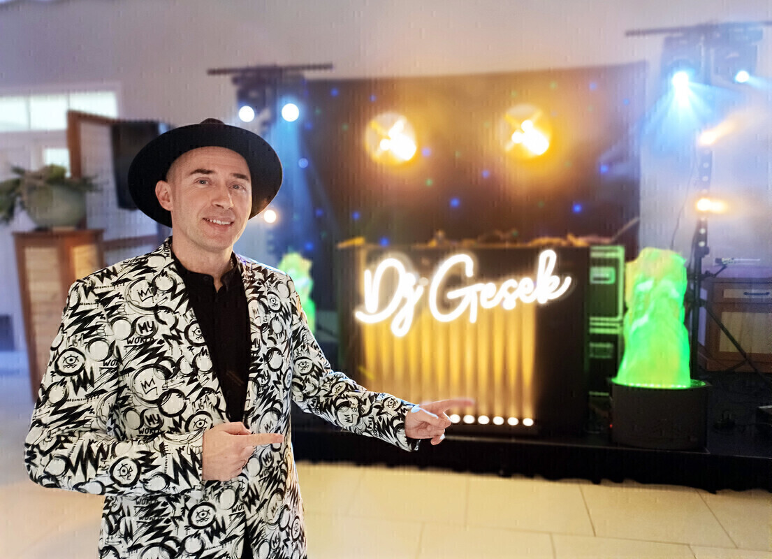 Elbląg Agencja Artystyczna GESEK GRAMY JUŻ 19 LAT ! Oprawa muzyczna: STUDNIÓWKI, WESELA, POPRAWINY, IMPREZY