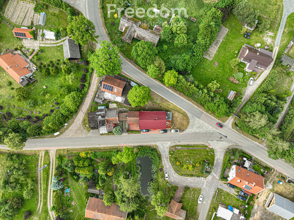 Elbląg FREEDOM NIERUCHOMOŚCISprzedam dom - Łęcze. Na sprzedaż dom wolnostojący położony niedaleko Elbląga,