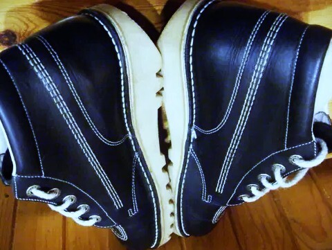 Elbląg Okazja!! sprzedam damskie botki skórzane Kickers nowe nie uzywane w oryginalnym kartonie buty unisex dla
