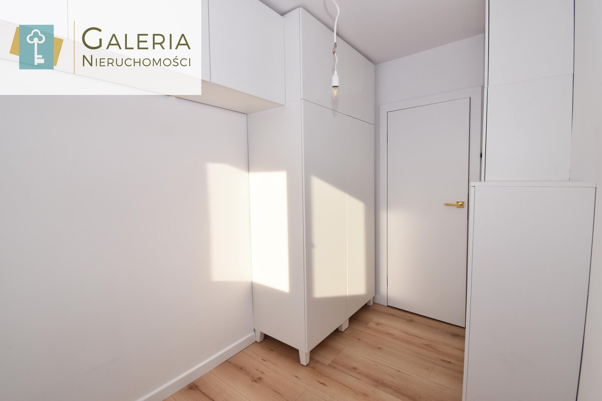 Elbląg GALERIA NIERUCHOMOŚCIZ pasji i miłości do nieruchomościNa wynajem: Przytulne 3 pokoje z balkonem i klimatyzacją