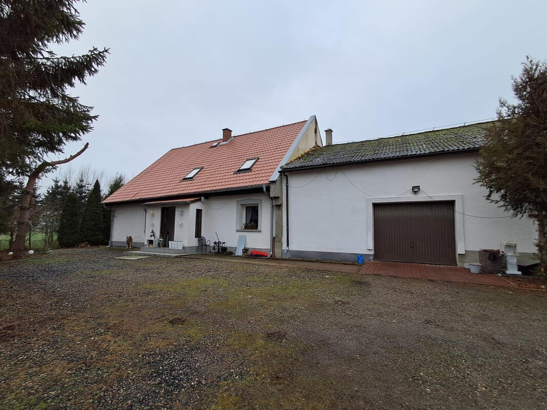 Elbląg GALERIA NIERUCHOMOŚCIZ pasji i miłości do nieruchomościNa sprzedaż: Dom z dużą działką w