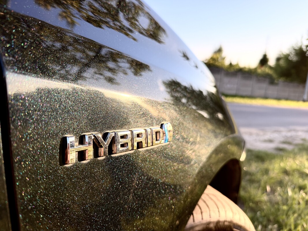 Elbląg Toyota Auris II - 1.8 Hybrid Hatchback - 136KMNajwyższa wersja wyposażenia - PrestigePrzebieg: 129tys