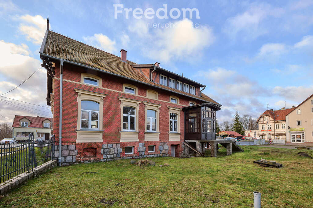 Elbląg FREEDOM NIERUCHOMOŚCISprzedam dom - Młynary, Dworcowa. Na sprzedaż dom wolnostojący położony w spokojnej i