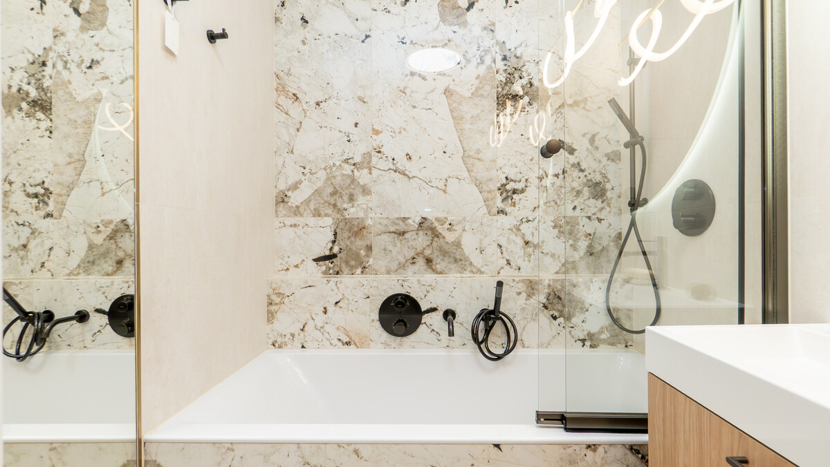 Elbląg TO MY SPRZEDAJEMYNIERUCHOMOŚCI W TYM MIEŚCIEBIURO NIERUCHOMOŚCIAMERICAN HOMEFOR SALE - 4 POKOJE - ŁĘCZYCKA