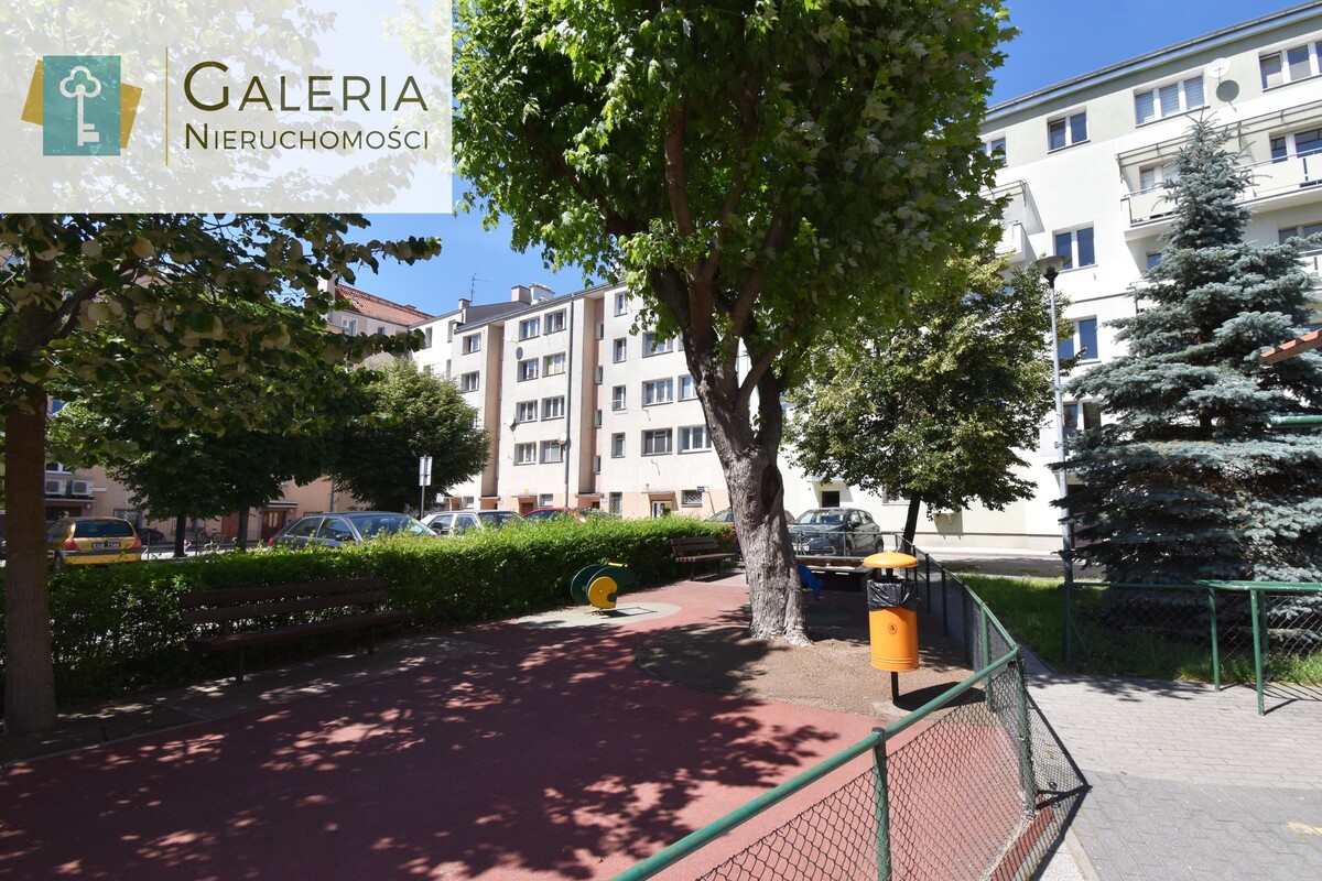 Elbląg GALERIA NIERUCHOMOŚCIZ pasji i miłości do nieruchomościNa sprzedaż: Trzypokojowe, gotowe do wprowadzenia się