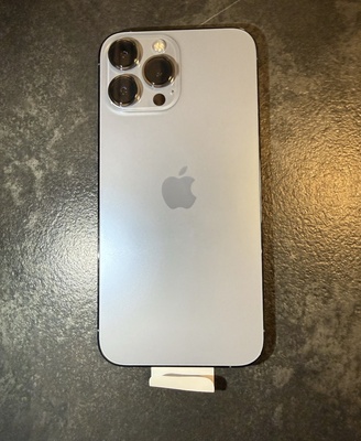 Elbląg Sprzedam Nowy iPhone 13 Pro Max kolor niebieski 
512 GB 
12 miesięcy gwarancja producenta