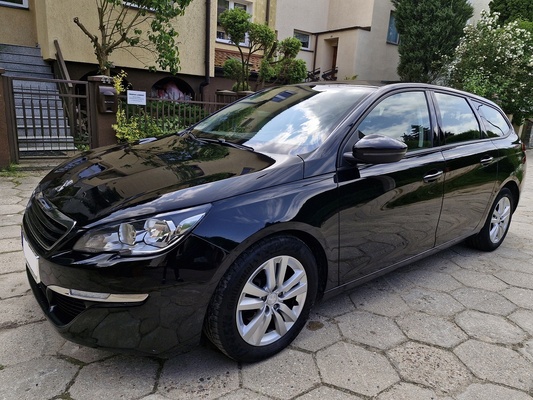 Elbląg Peugeot 3081.6 DieselModel 2015KlimatyzacjaNawigacjaZarejestrowany w Polsce
